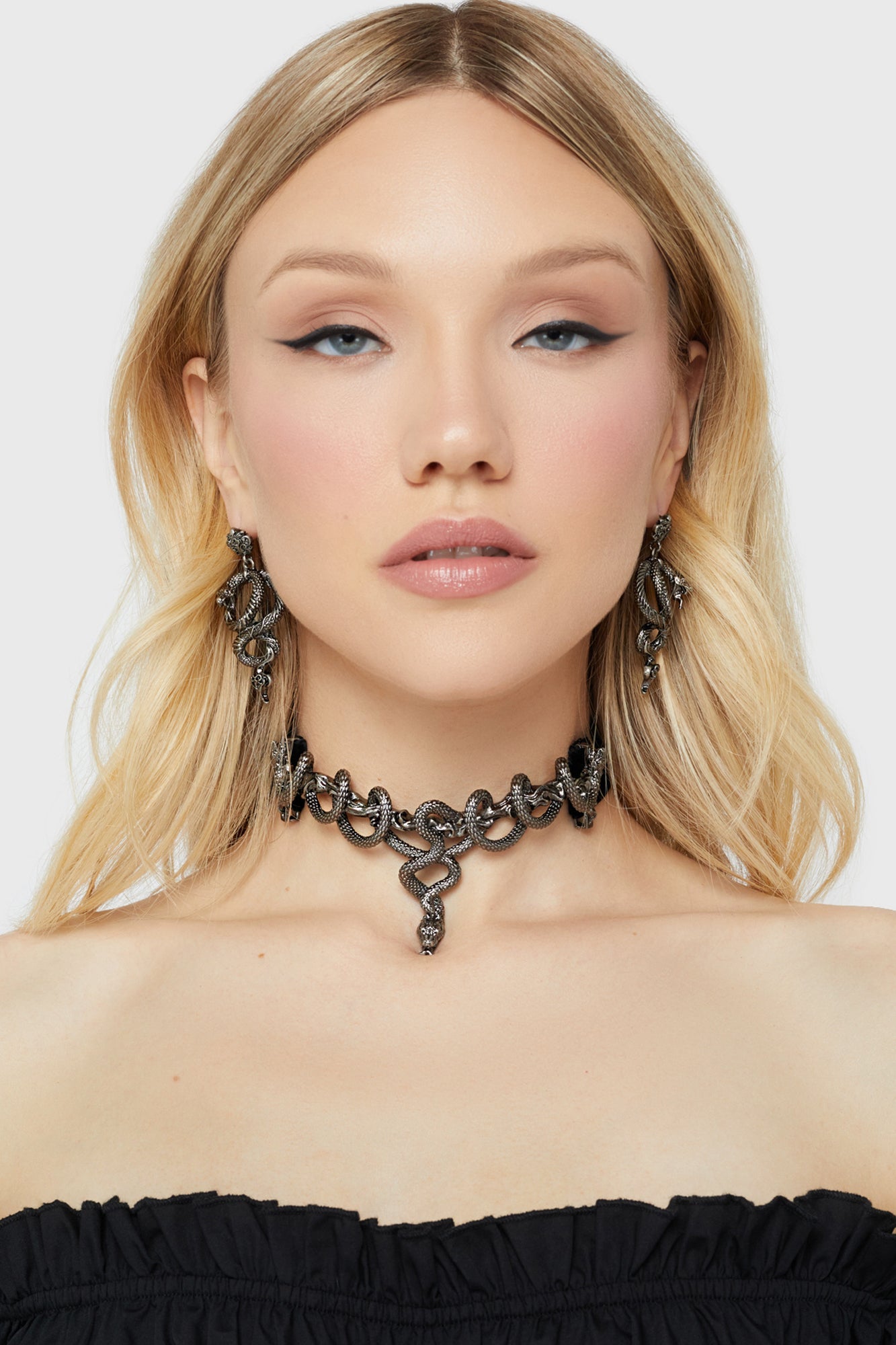 Deadly Coil Choker